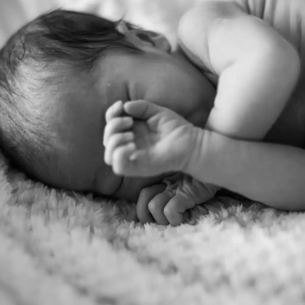 Favoriser le sommeil d’un bébé de 0 à 4 mois
